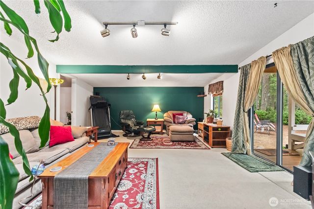 91 E Jack Pine Lane, Union, WA 98592