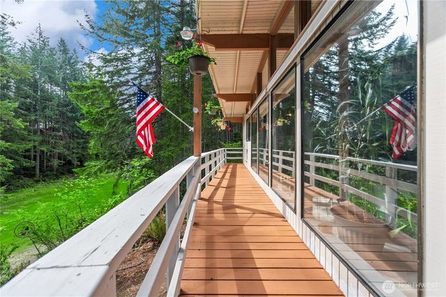 91 E Jack Pine Lane, Union, WA 98592