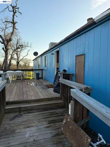 150 Dack Way, Oroville, CA 95966