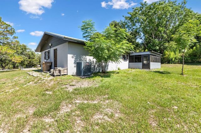 37149 GRAYS AIRPORT ROAD, Lady Lake, FL 32159