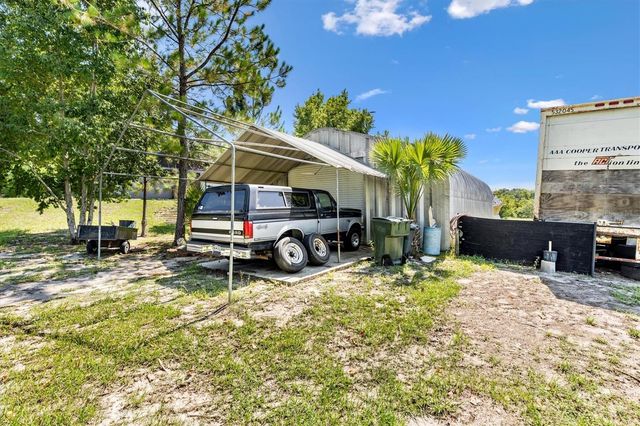 37149 GRAYS AIRPORT ROAD, Lady Lake, FL 32159