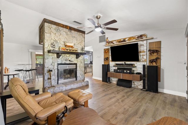 37149 GRAYS AIRPORT ROAD, Lady Lake, FL 32159