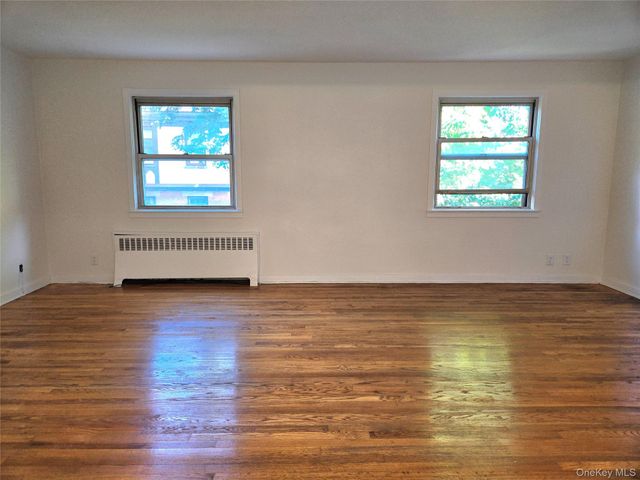 79 N Broadway D2, White Plains, NY 10603
