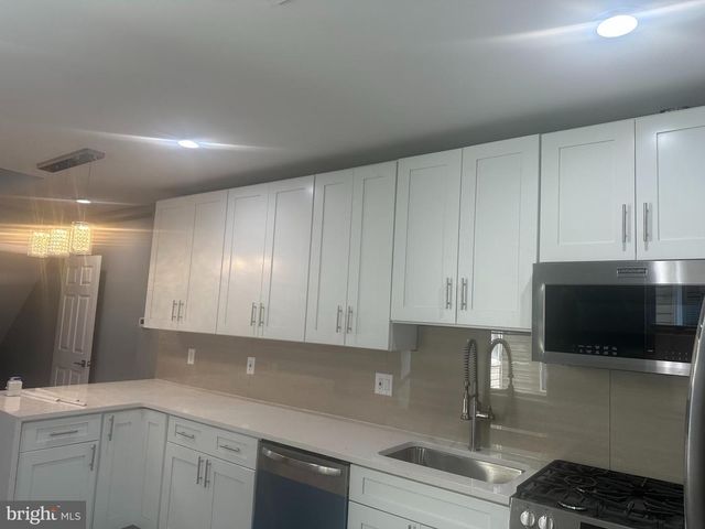 3125 BELGRADE ST, Philadelphia, PA 19134