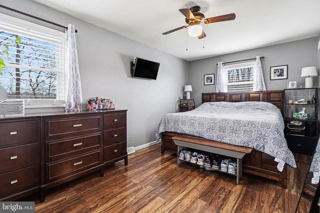 33 INGHAM DR, Stevens, PA 17578