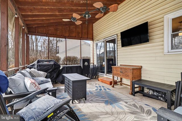 33 INGHAM DR, Stevens, PA 17578