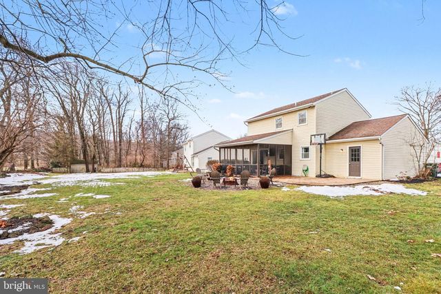 33 INGHAM DR, Stevens, PA 17578