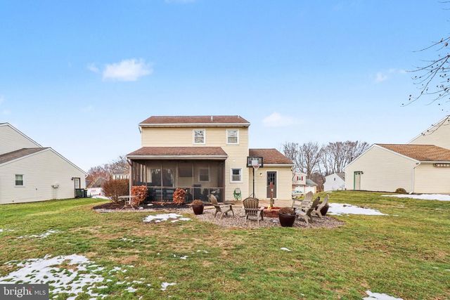 33 INGHAM DR, Stevens, PA 17578