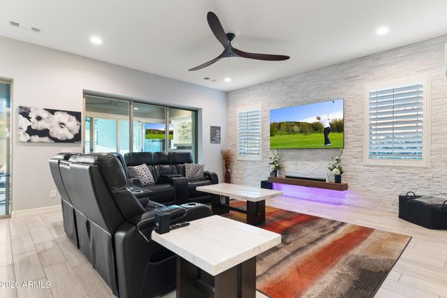 20942 W COLLEGE Drive, Buckeye, AZ 85396