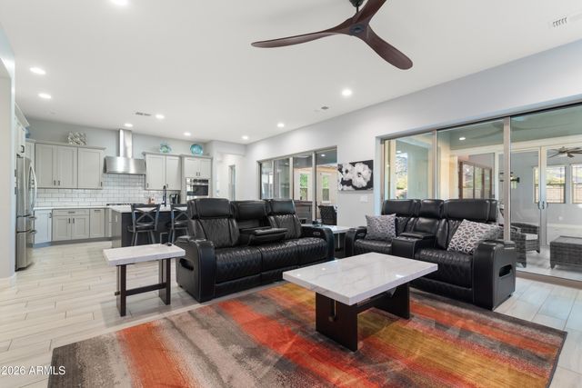 20942 W COLLEGE Drive, Buckeye, AZ 85396