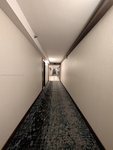 3701 N Country Club Drive 1807, Aventura, FL 33180