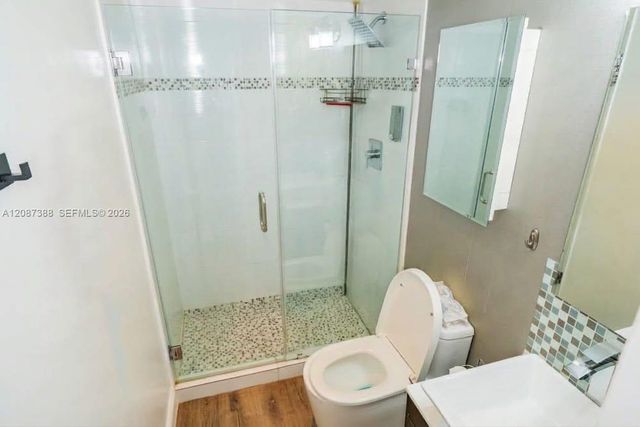 3701 N Country Club Drive 1807, Aventura, FL 33180