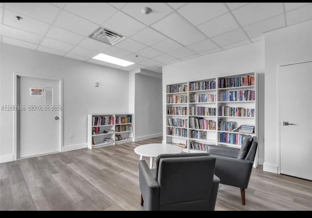 3701 N Country Club Drive 1807, Aventura, FL 33180