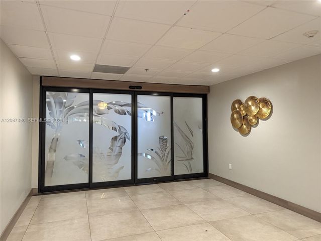 3701 N Country Club Drive 1807, Aventura, FL 33180