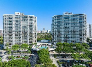 3701 N Country Club Drive 1807, Aventura, FL 33180