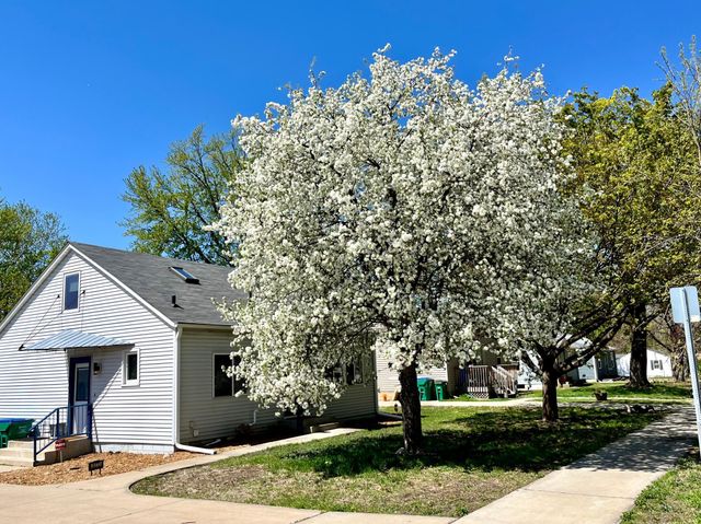 3372 Texas Avenue S, Saint Louis Park, MN 55426