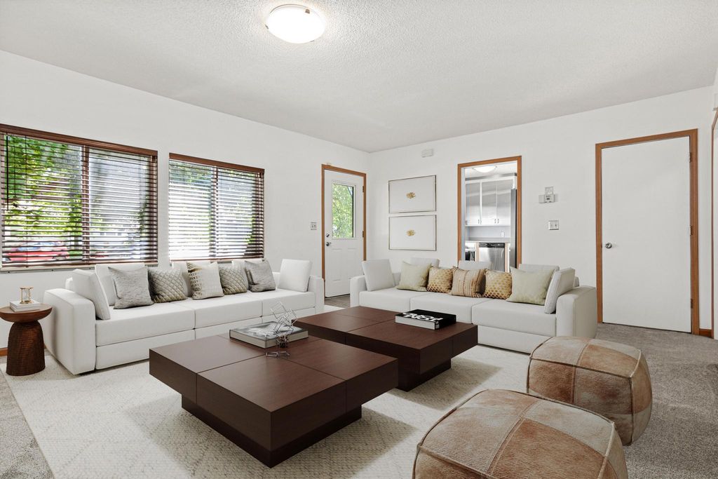 3372 Texas Avenue S, Saint Louis Park, MN 55426