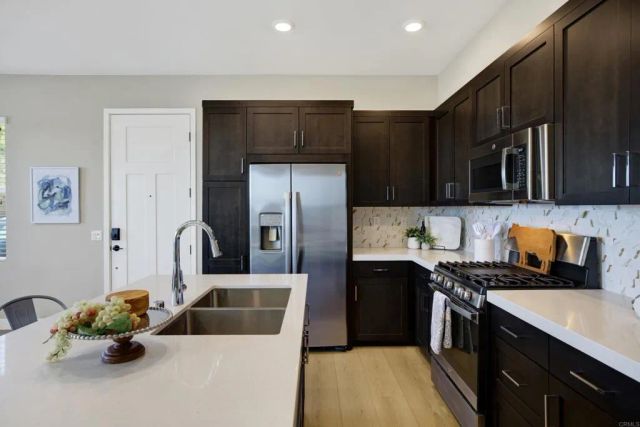 1220 Sunrise View 101, San Marcos, CA 92078