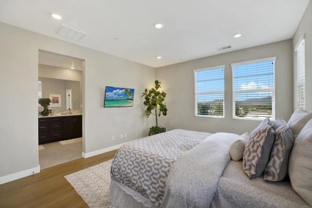 1220 Sunrise View 101, San Marcos, CA 92078