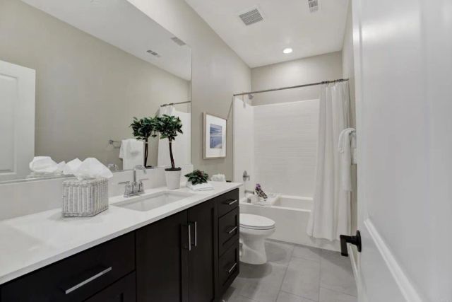 1220 Sunrise View 101, San Marcos, CA 92078