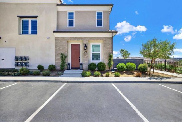 1220 Sunrise View 101, San Marcos, CA 92078