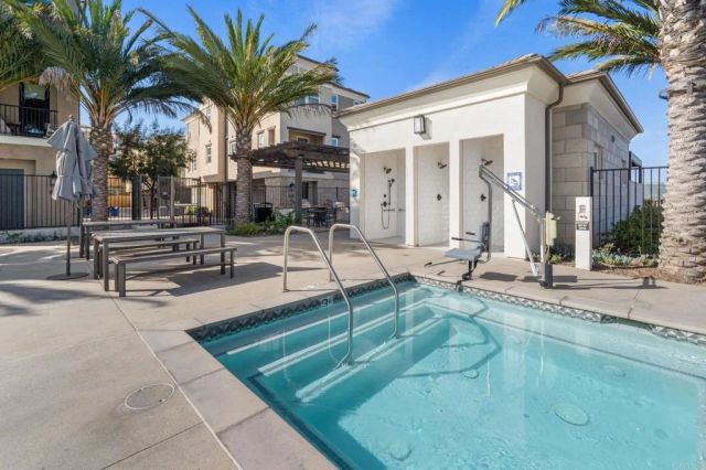 1220 Sunrise View 101, San Marcos, CA 92078