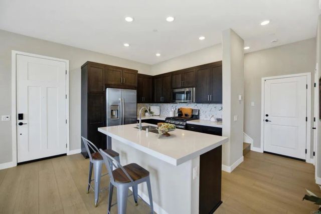 1220 Sunrise View 101, San Marcos, CA 92078