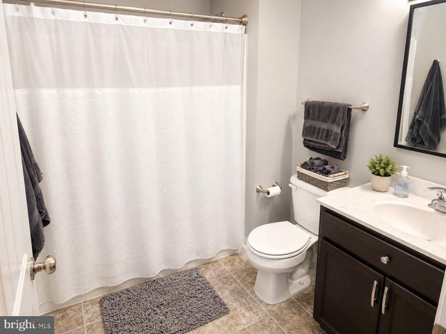 4223 PERCY AVE, Chambersburg, PA 17202