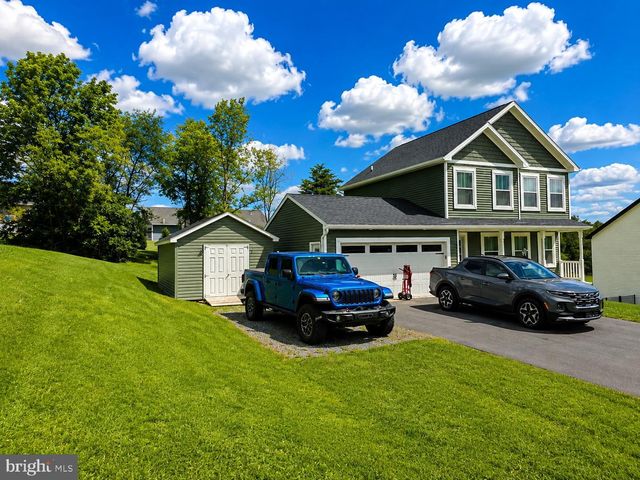 4223 PERCY AVE, Chambersburg, PA 17202