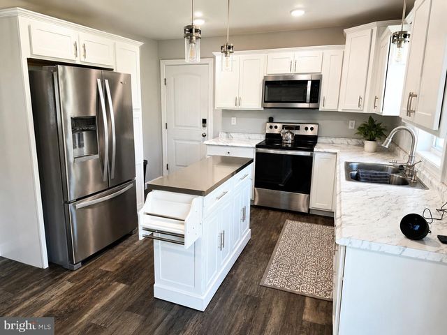 4223 PERCY AVE, Chambersburg, PA 17202