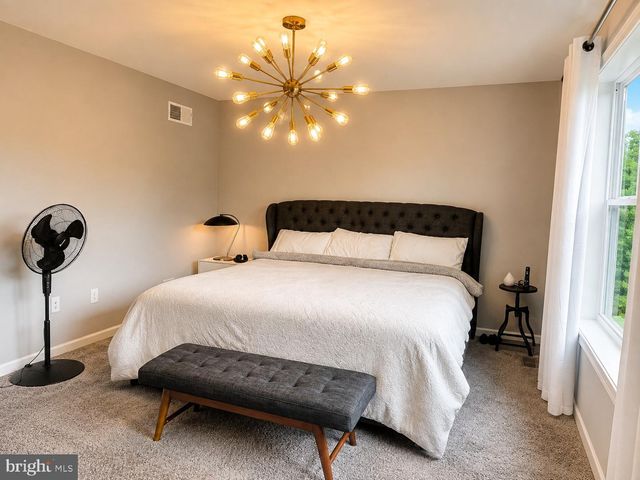 4223 PERCY AVE, Chambersburg, PA 17202