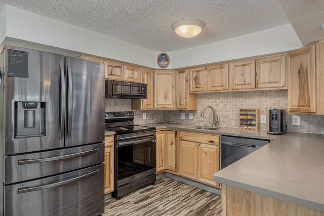 3025 CHINOOK DRIVE, Fairbanks, AK 99709