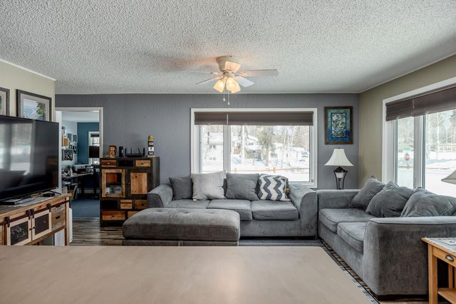 3025 CHINOOK DRIVE, Fairbanks, AK 99709