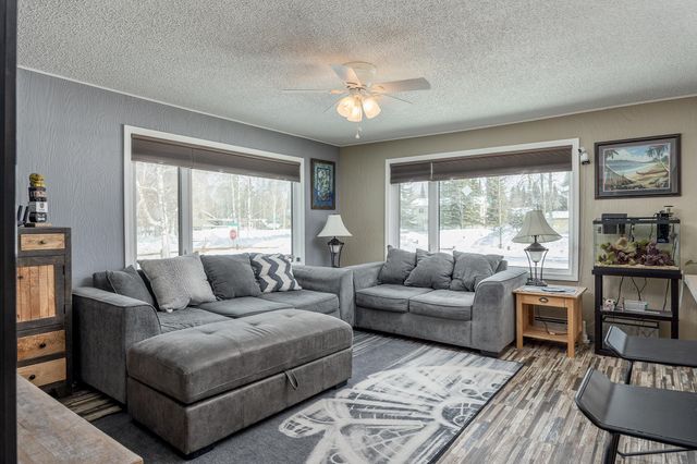 3025 CHINOOK DRIVE, Fairbanks, AK 99709
