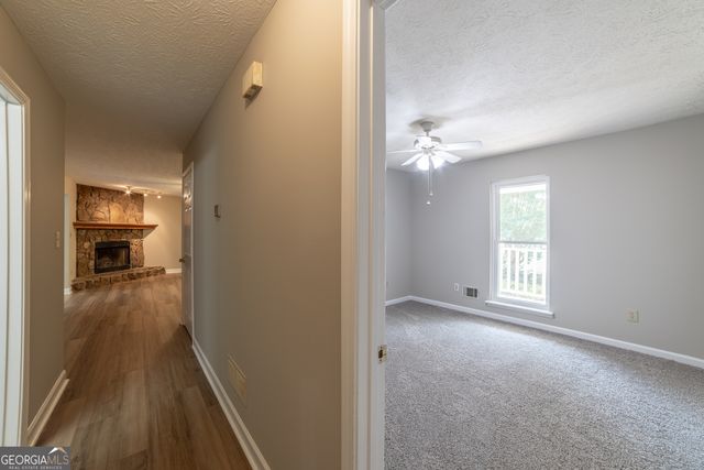 136 Creek Side Drive, Mcdonough, GA 30252