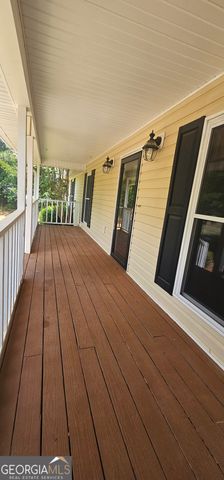 136 Creek Side Drive, Mcdonough, GA 30252