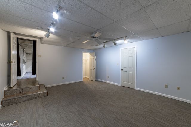 136 Creek Side Drive, Mcdonough, GA 30252