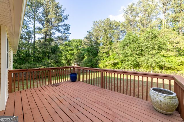 136 Creek Side Drive, Mcdonough, GA 30252