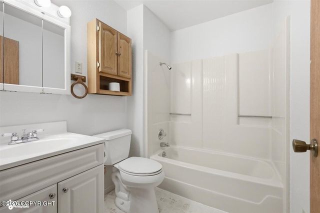 961 W Gail Drive, Wasilla, AK 99654
