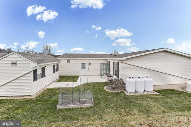 412 ASPEN ST, Coatesville, PA 19320