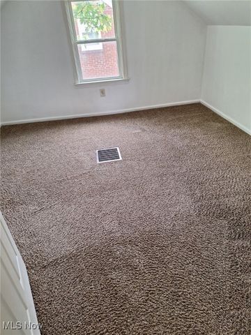 327 Robinson Avenue, Barberton, OH 44203