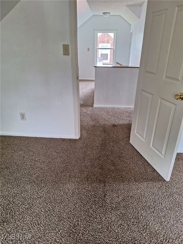 327 Robinson Avenue, Barberton, OH 44203