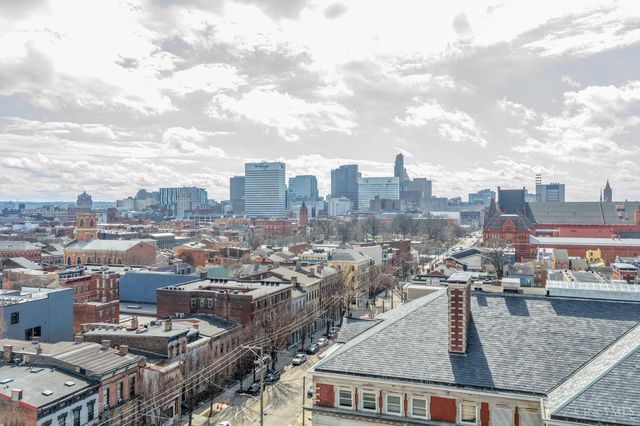 207 Kemp Alley, Cincinnati, OH 45202