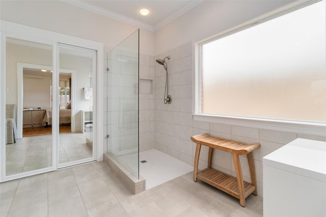 4010 Long Champ DR 15, Austin, TX 78746