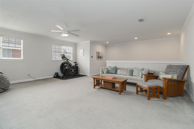 4010 Long Champ DR 15, Austin, TX 78746