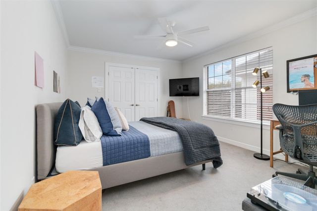 4010 Long Champ DR 15, Austin, TX 78746