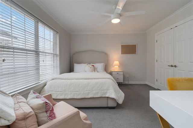 4010 Long Champ DR 15, Austin, TX 78746
