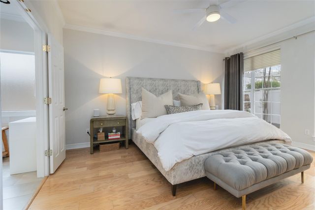 4010 Long Champ DR 15, Austin, TX 78746