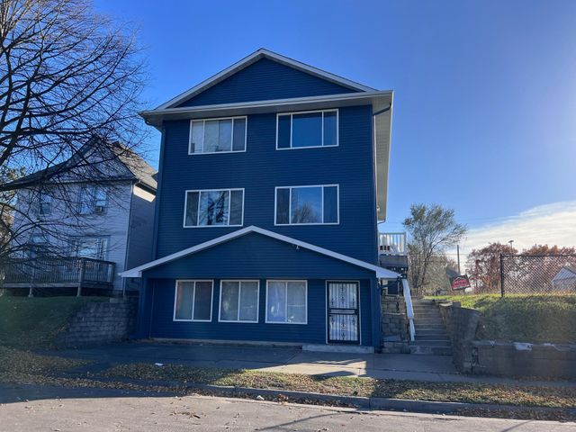 1024 Ross Avenue, Saint Paul, MN 55106