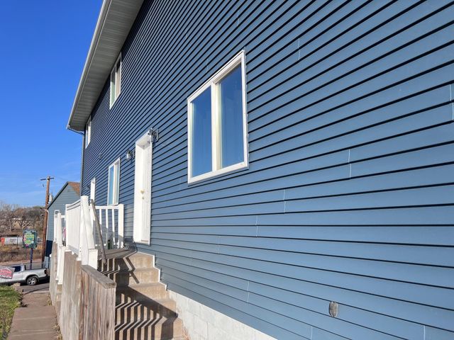 1024 Ross Avenue, Saint Paul, MN 55106